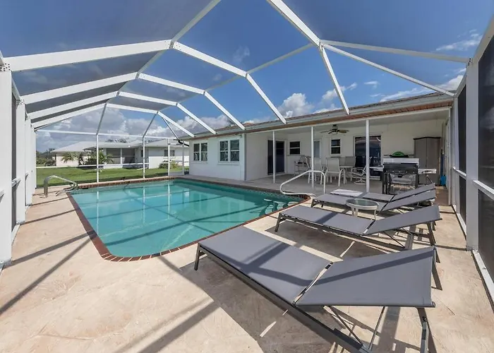 New Gem! Charming Vacation Home - Casa Y&V
